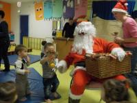 Spectacle et Père Noël à la crèche